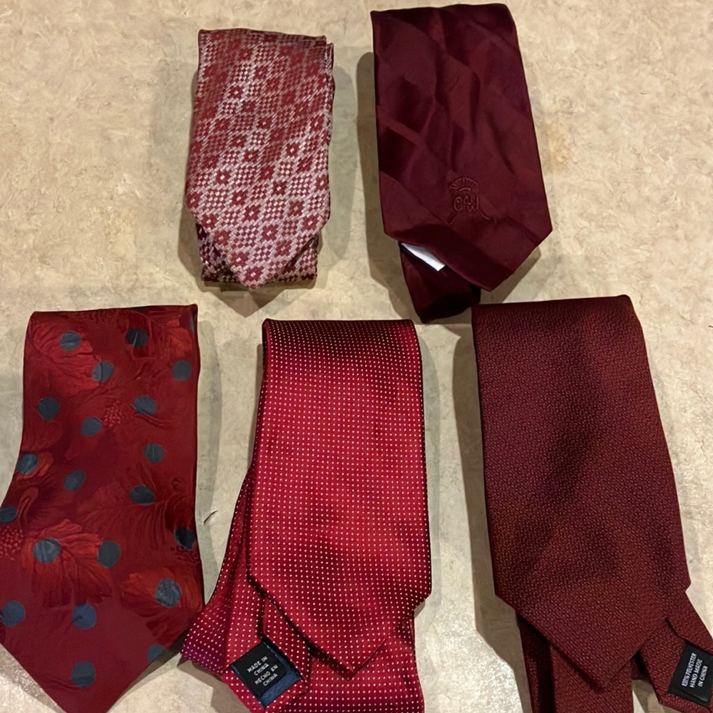 5 red/maroon ties
